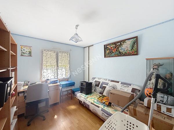 Maison à vendre à La Boutouchère - 4 chambres - Sous-sol et jardin