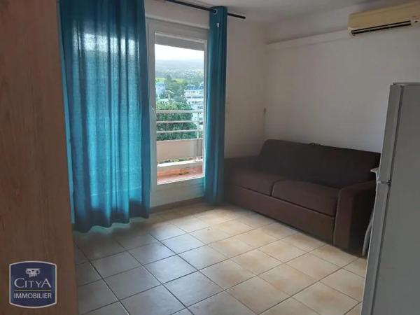 Appartement à louer 1 pièce 24.8m² Le Tampon (97430)