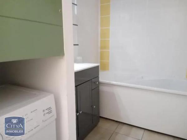 Appartement à louer 1 pièce 24.8m² Le Tampon (97430)