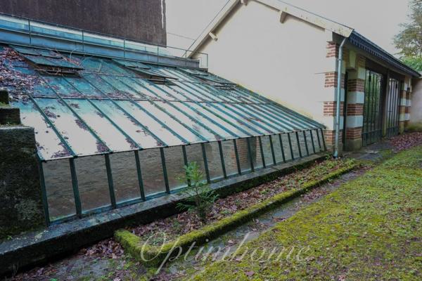 Propriete à vendre 23 pièces LA CHAPELLE SUR ERDRE (44)