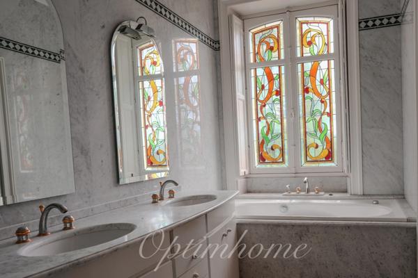 Propriete à vendre 23 pièces LA CHAPELLE SUR ERDRE (44)