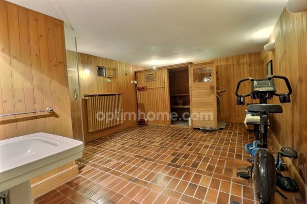 Propriete à vendre 23 pièces LA CHAPELLE SUR ERDRE (44)