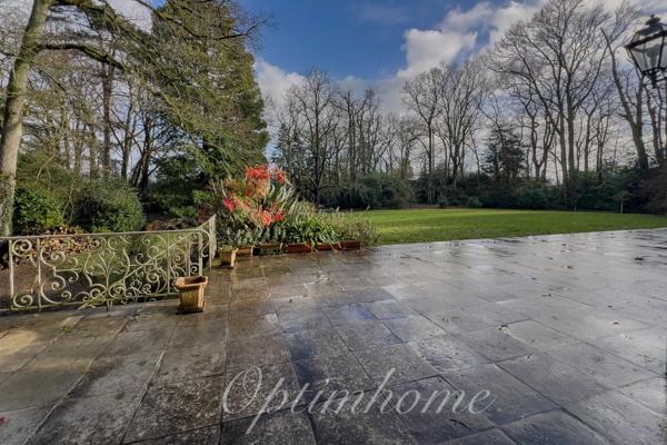 Propriete à vendre 23 pièces LA CHAPELLE SUR ERDRE (44)