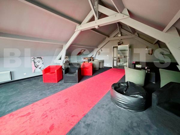 Villa avec Terrain à GROS POTENTIEL