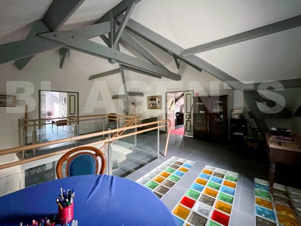 Villa avec Terrain à GROS POTENTIEL