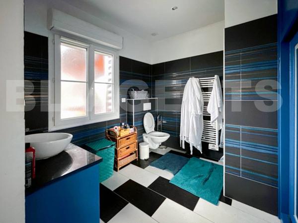 Villa avec Terrain à GROS POTENTIEL