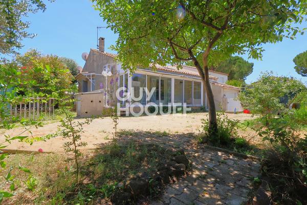 MAUGUIO Maison plain-pied 4 pièces 96 m2 sur terrain  piscinable de 418m2 Véranda chauffée + garage