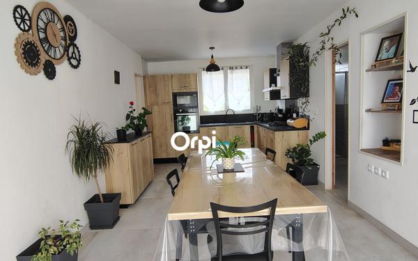 Maison à vendre    4 pièces •  Bourcefranc-le-Chapus