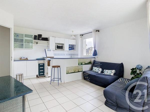 Appartement F2 Bis à vendre  3 pièces - 42,99 m 2   ARZON  - 56
