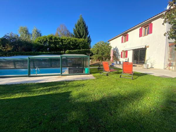 Très bonne isolation pour cette maison en pleine nature.