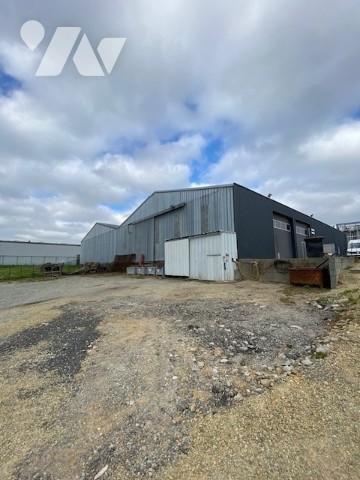 Local à usage professionnel