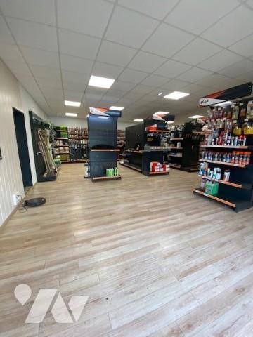 Local à usage professionnel