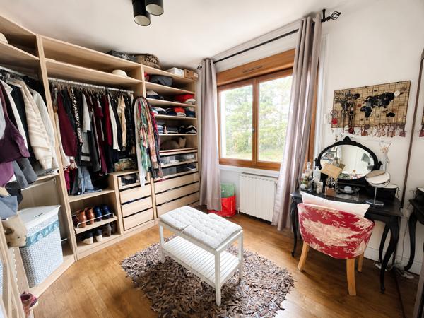 Maison
         7 pièces
        - 173 m² 299 000 € *