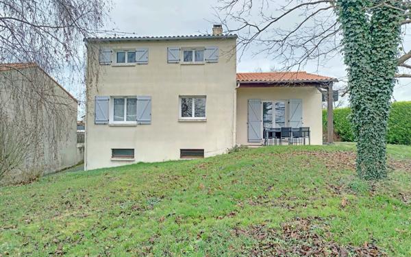 Maison à vendre    7 pièces •  Cholet