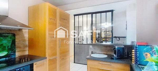 Idéale, 4 chambres, sous sol, garage double.