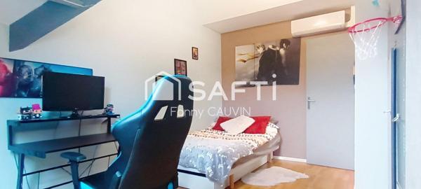 Idéale, 4 chambres, sous sol, garage double.