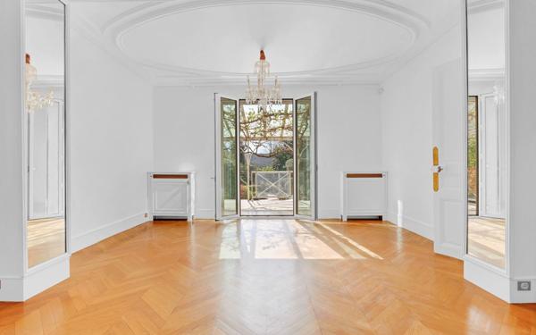 Maison à vendre    7 pièces • 286 m2 Crosne