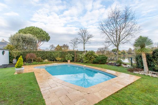 Maison contemporaine d’exception dans un écrin de verdure