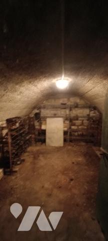 À vendre Souppes-sur-Loing maison à rénover de 4 pièces et +  avec terrain de 1461 m², dépendances.