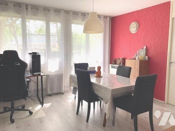 GRAND QUEVILLY - prox. Place du Québec - appartement T4 67,6 m² (actuellement 2 chbres)