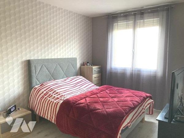 GRAND QUEVILLY - prox. Place du Québec - appartement T4 67,6 m² (actuellement 2 chbres)