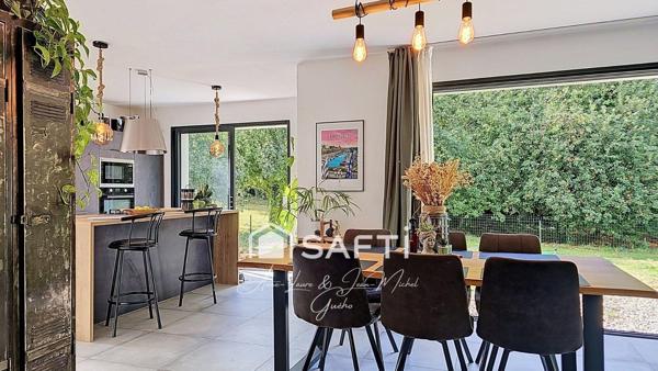 PLUVIGNER - CONTEMPORAINE DE 2023 – 4 CHAMBRES – CALME & VIE DE PLAIN-PIED