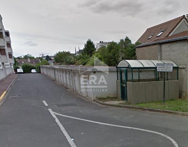 GARAGE à LOUER - TOURS NORD Christ roi