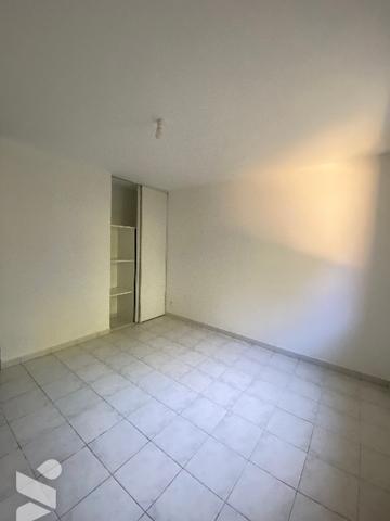 Nouveauté 
ÉTAP!LES
Appartement 62 m2  2 chambres + 2 places de parking couverte et non couverte
