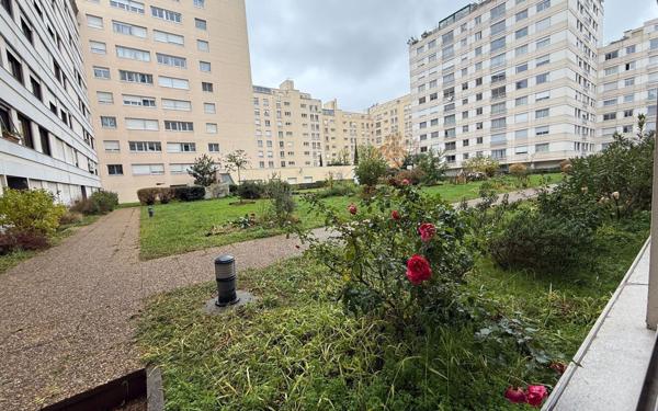 Appartement à vendre    2 pièces • 42 m2 Lyon 7