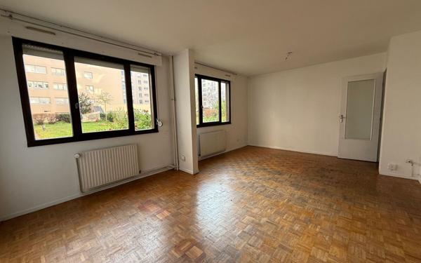 Appartement à vendre    2 pièces • 42 m2 Lyon 7