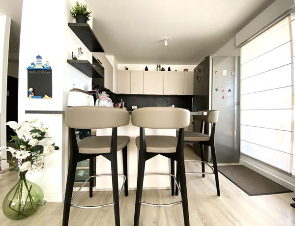 Appartement à vendre à Vannes 5 pièces ascenseur terrasse parking garage cave