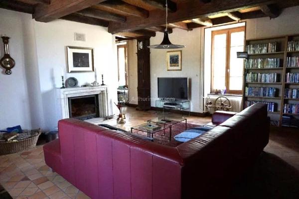Vente Château 10 pièces 252 m2 à Savigny-en-Revermont