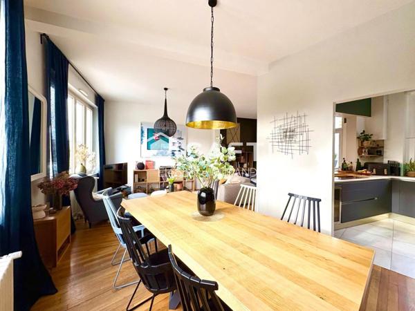 Superbe maison de ville au charme atypique type loft 190m2 5 chambres garage double piscine