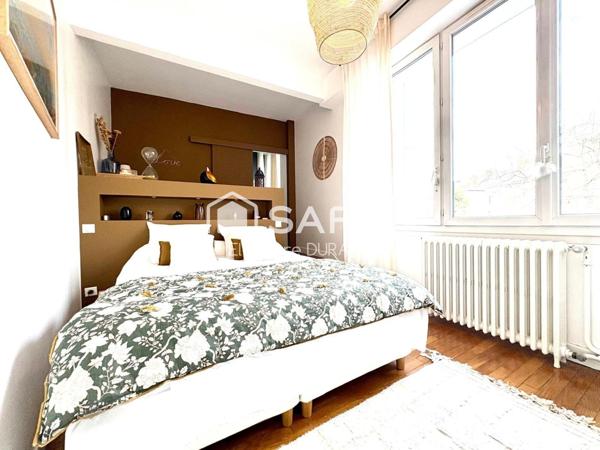 Superbe maison de ville au charme atypique type loft 190m2 5 chambres garage double piscine