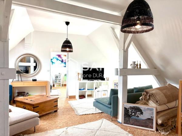 Superbe maison de ville au charme atypique type loft 190m2 5 chambres garage double piscine