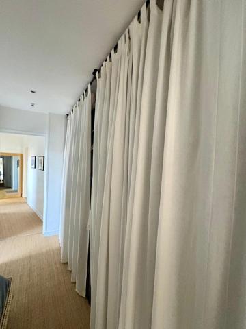 Superbe maison de ville au charme atypique type loft 190m2 5 chambres garage double piscine