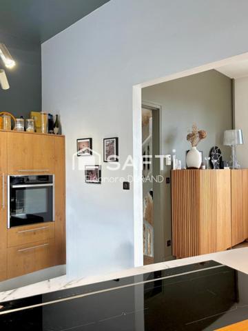 Superbe maison de ville au charme atypique type loft 190m2 5 chambres garage double piscine