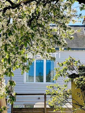 Superbe maison de ville au charme atypique type loft 190m2 5 chambres garage double piscine