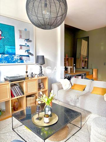 Superbe maison de ville au charme atypique type loft 190m2 5 chambres garage double piscine