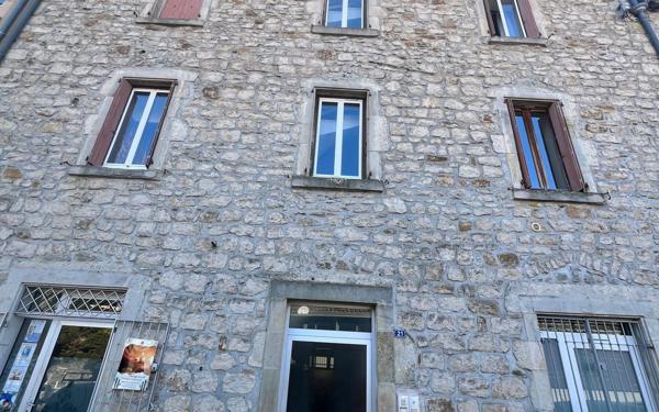 Appartement à vendre    3 pièces •  Les Vans