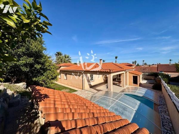 VILLENEUVE-DE-LA-RAHO – Maison de plain-pied 4 faces avec piscine