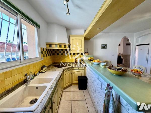 VILLENEUVE-DE-LA-RAHO – Maison de plain-pied 4 faces avec piscine