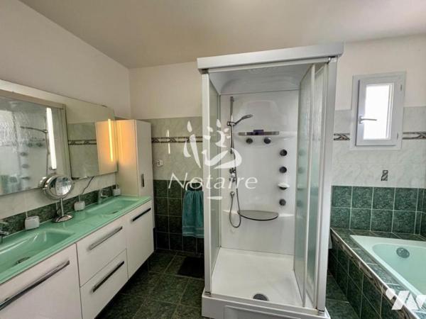 VILLENEUVE-DE-LA-RAHO – Maison de plain-pied 4 faces avec piscine