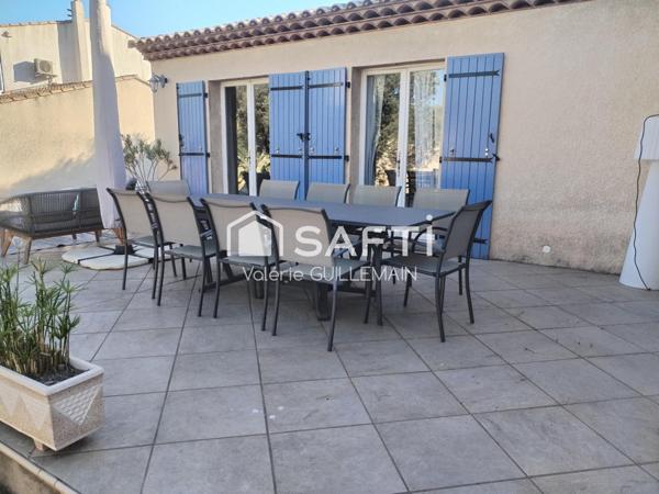 Maison T5 de 1989 de 150m² sur 755m² de terrain avec piscine garage