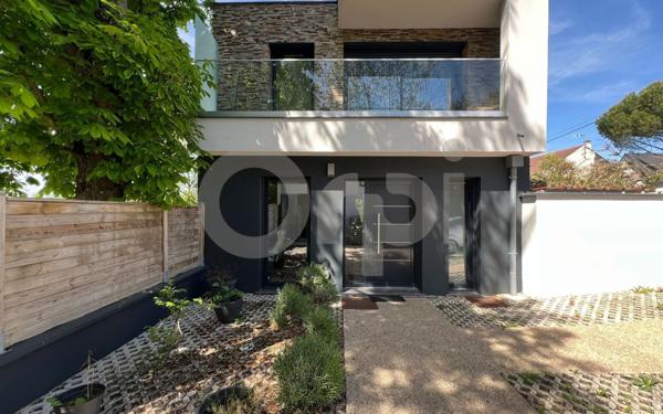 Maison à vendre    5 pièces •  Noiseau