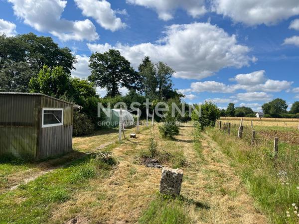 Maison en pierre 3 chambres- 1200 m² de terrain - LIZIO - MORBIHAN