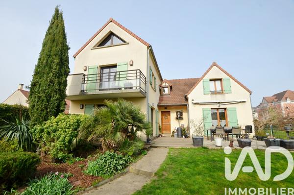 Maison à vendre 8 pièces 165,47 m² Saint-Gratien