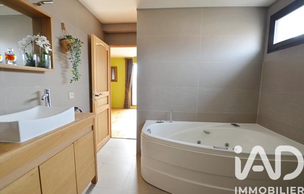 Maison à vendre 8 pièces 165,47 m² Saint-Gratien