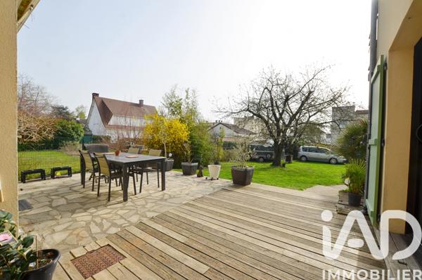 Maison à vendre 8 pièces 165,47 m² Saint-Gratien
