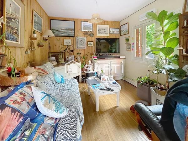 Maison avec beaucoup de potentiel  , proche commerces, plages , écoles